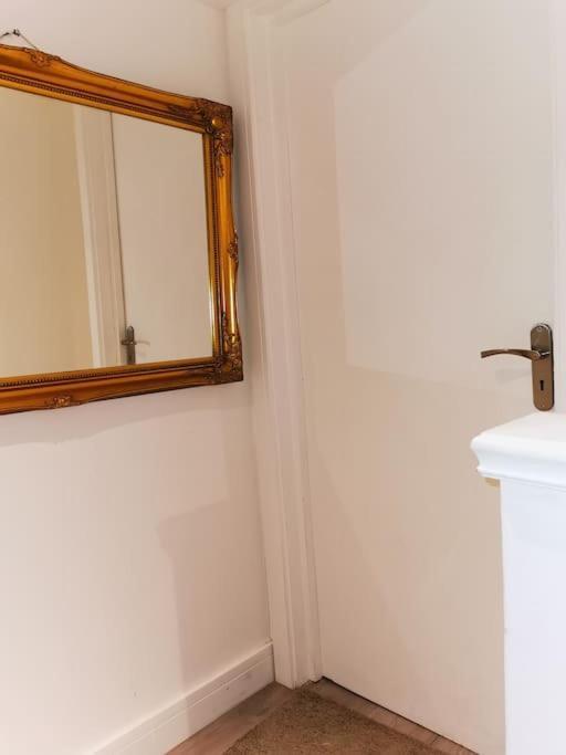 Riverview, Stylish Non Smoking Loft Ensuite 4 Rent Erith Exterior foto